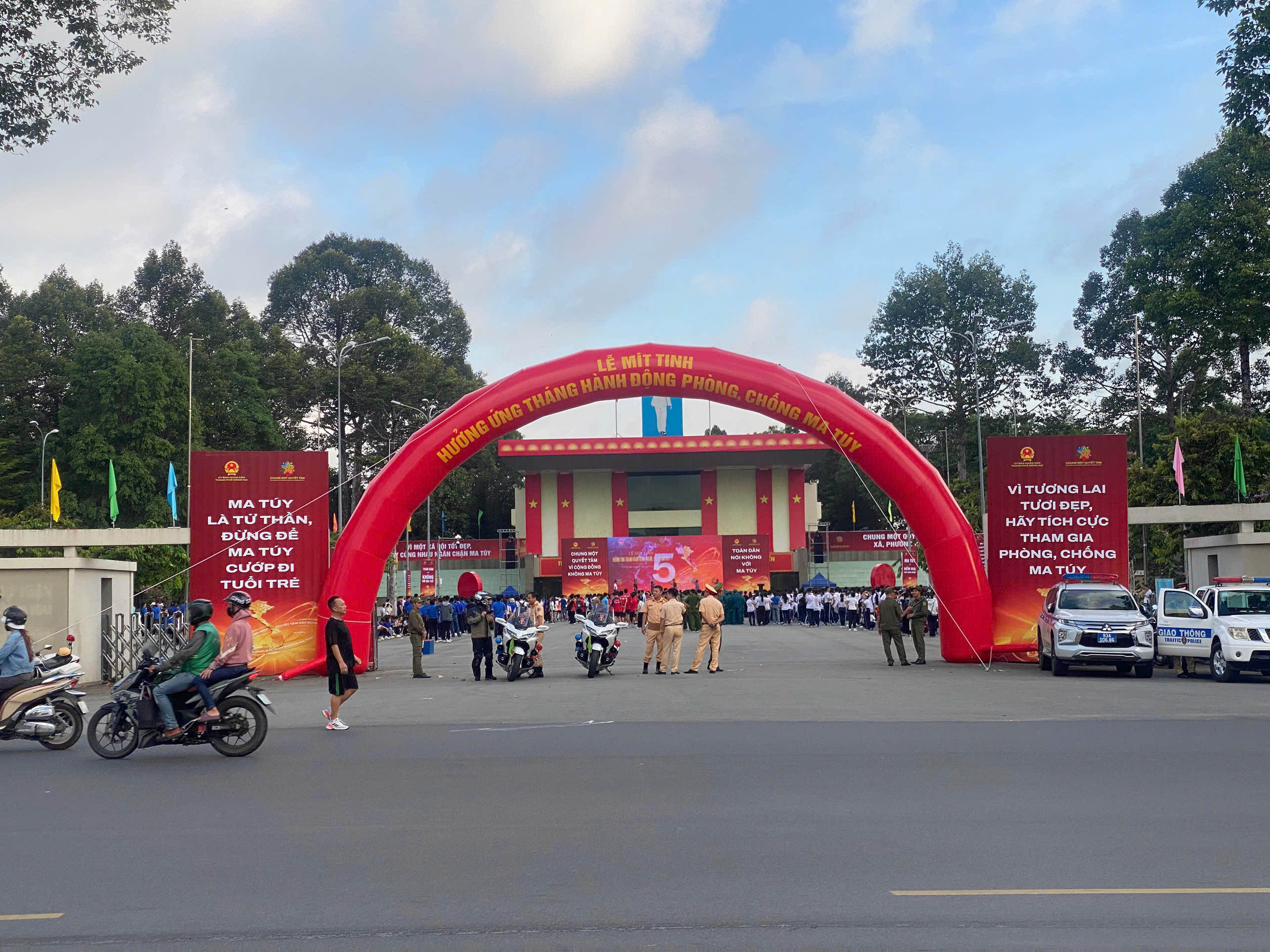 Lễ Mít Tinh & Ra Quân Tháng Hành Động Phòng Chống Ma Túy